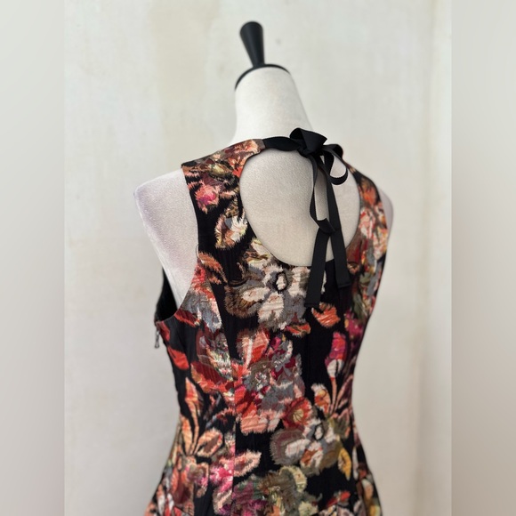 ANTHROPOLOGIE Leifsdottir Floral Brocade Drop Waist Mini Dress EUC Size 8 - Picture 9 of 12